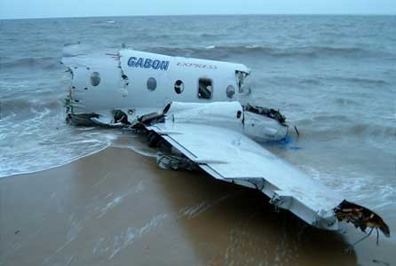 Accident of a Hawker Siddeley HS-7 operated by Gabon Express - Libreville,  Gabon - 1001 Crash