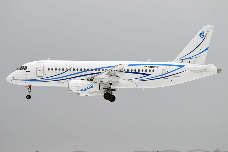 Aircraft similar to the one which crashed (Sukhoi SSJ100-95)