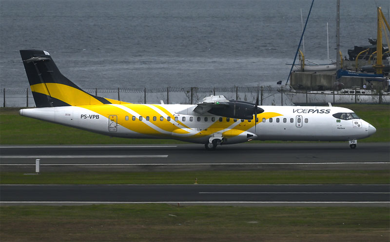 Aircraft similar to the one which crashed (ATR 72-500)