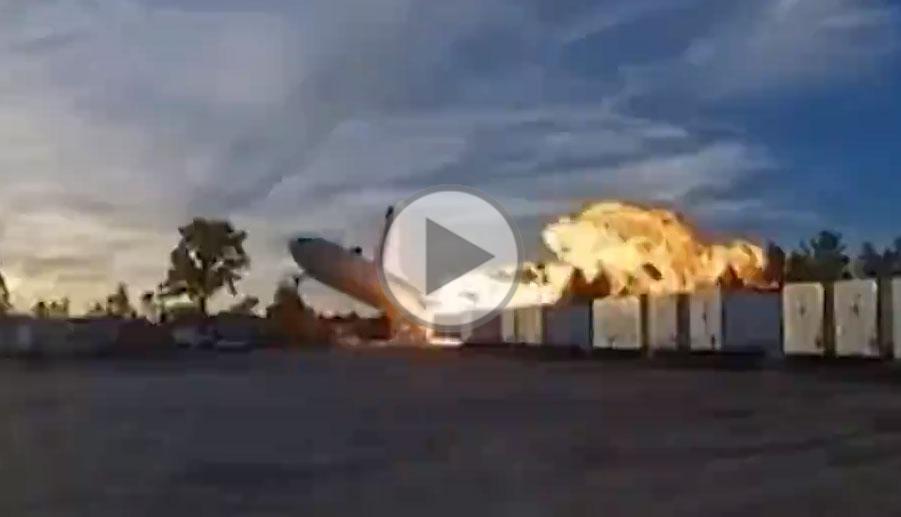 Le MD11 cargo d'UPS s'écrase après qu'un moteur se détache de l'aile Le MD11 cargo d'UPS s'écrase après qu'un moteur se détache de l'aile